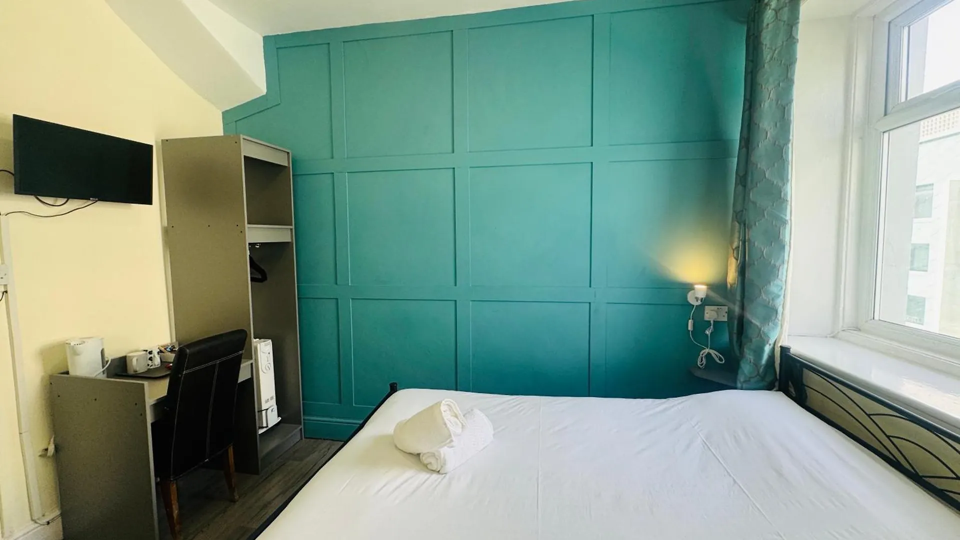 Calypso Hotel Blackpool